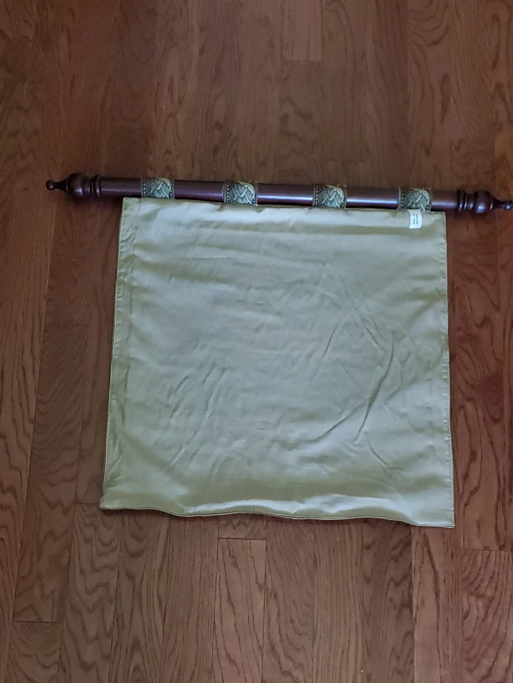 Decorative Vintage-Style German Village Tapestry Wall Hanging Includes Rod.